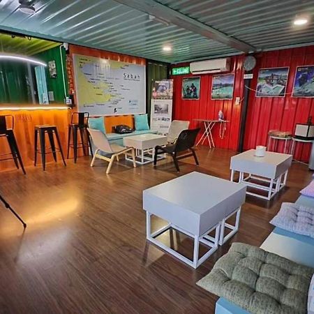 Boxinn The Kontena Home เซมปอร์นา ภายนอก รูปภาพ