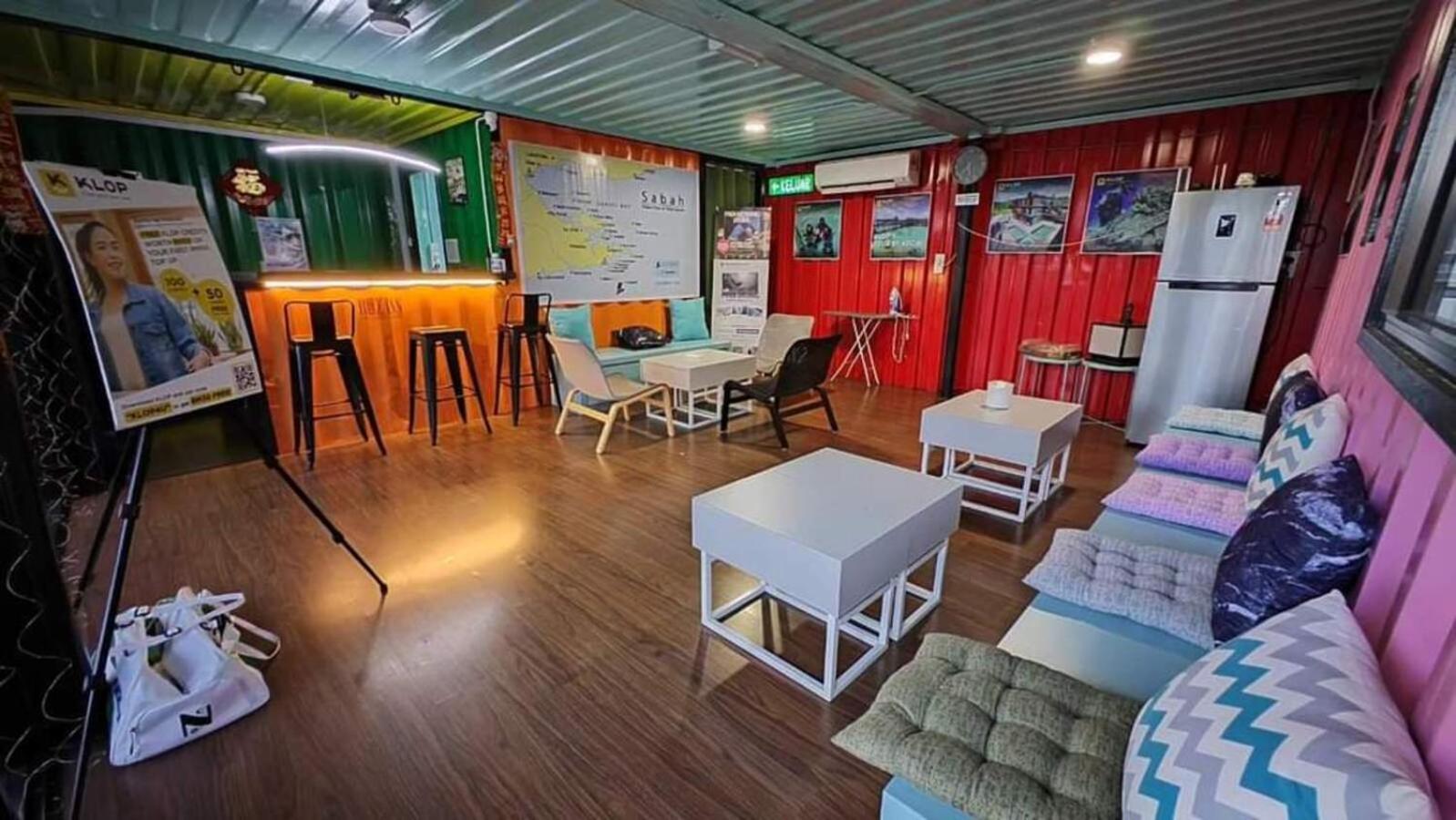 Boxinn The Kontena Home เซมปอร์นา ภายนอก รูปภาพ