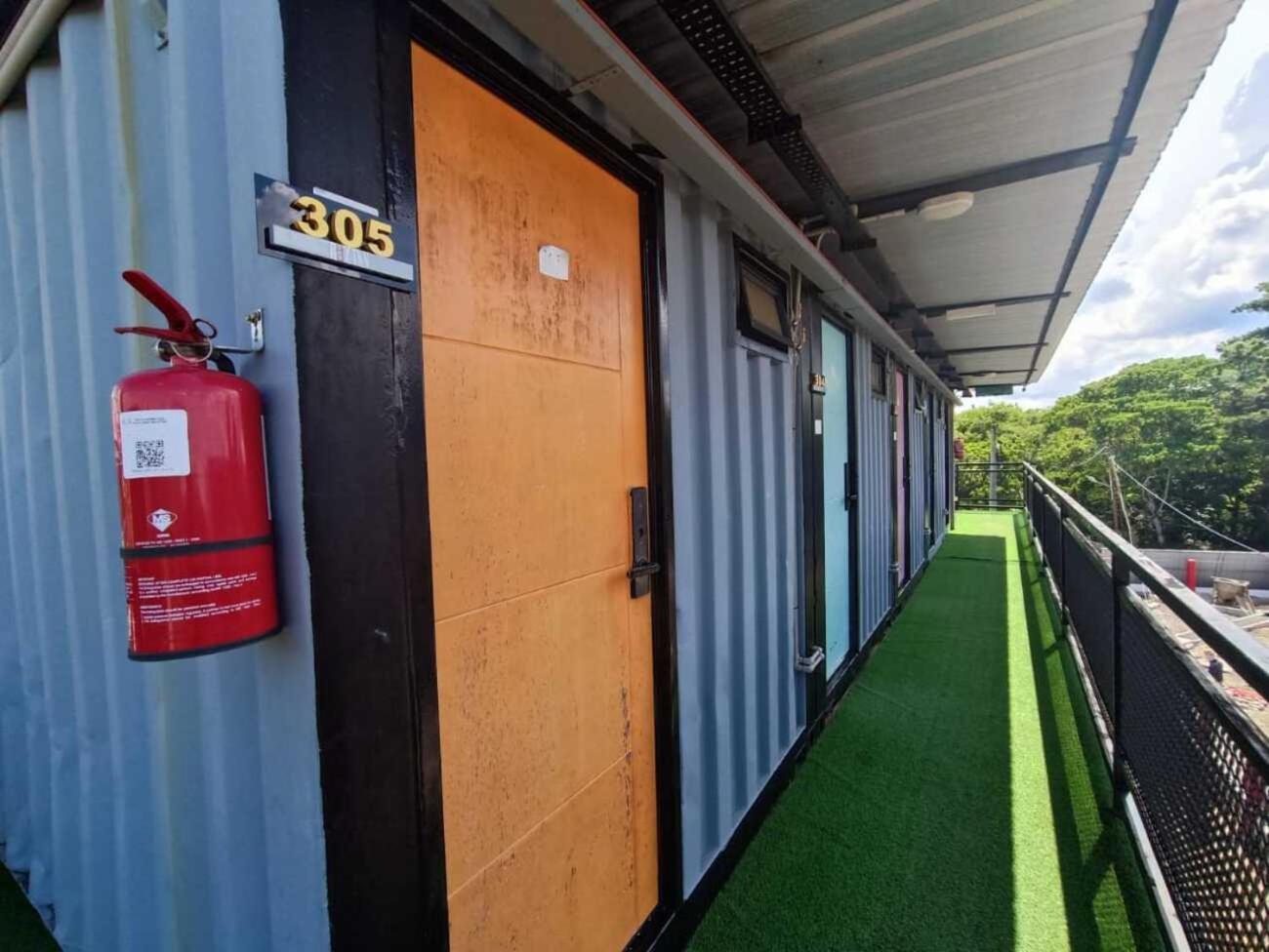 Boxinn The Kontena Home เซมปอร์นา ภายนอก รูปภาพ