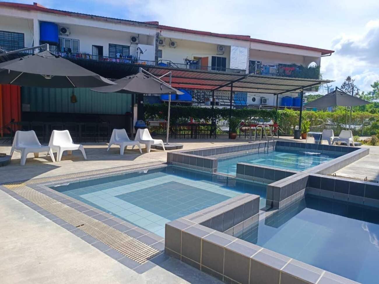 Boxinn The Kontena Home เซมปอร์นา ภายนอก รูปภาพ